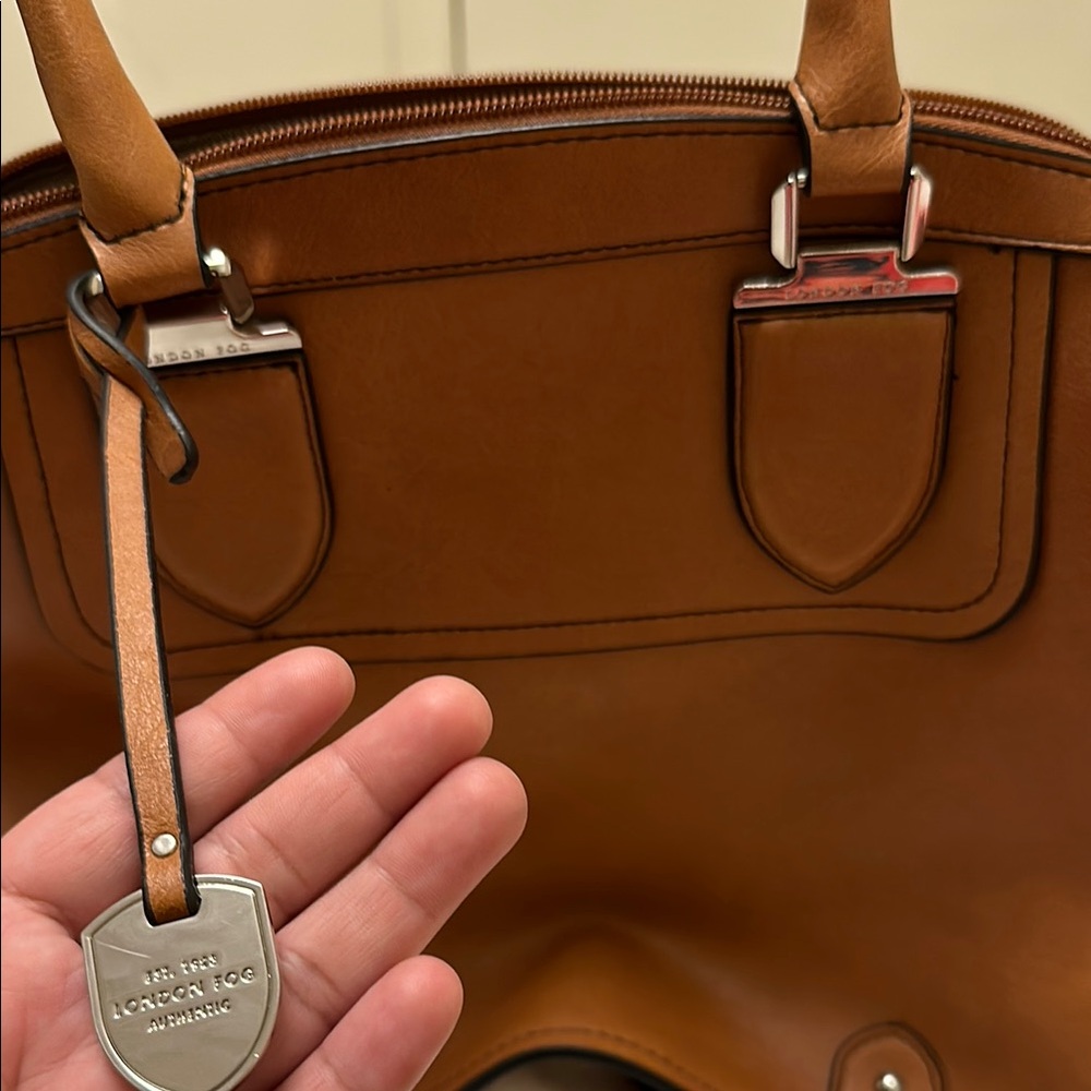 London Fog Brown Leather Briefcase with Structured Design
